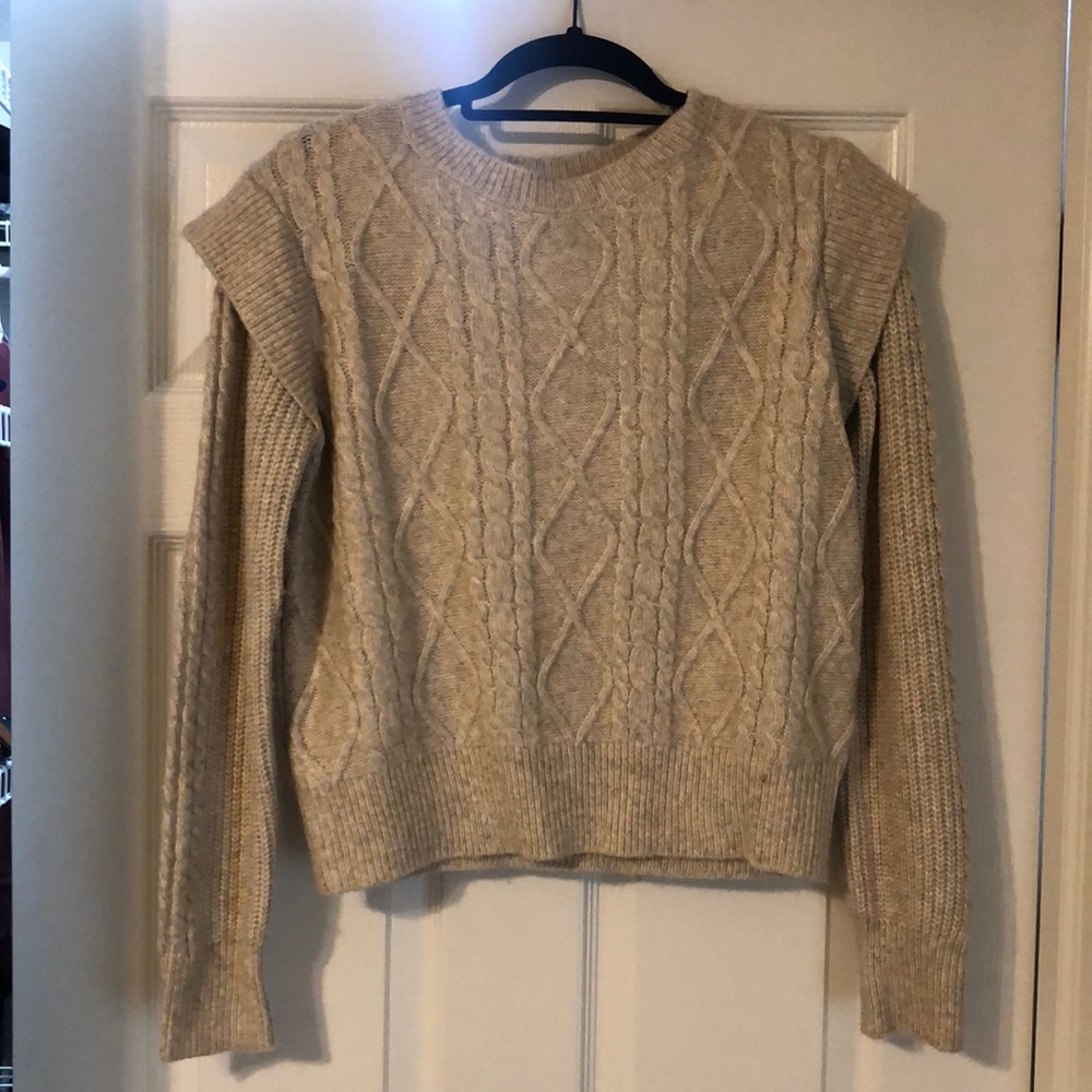 Cream knit pattern sweater